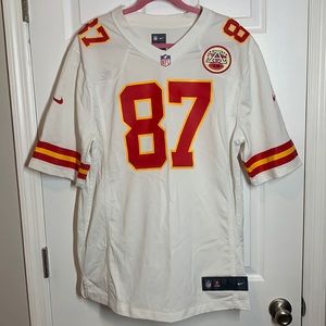Travis Kelce jersey. Kansas City Chiefs. NFL